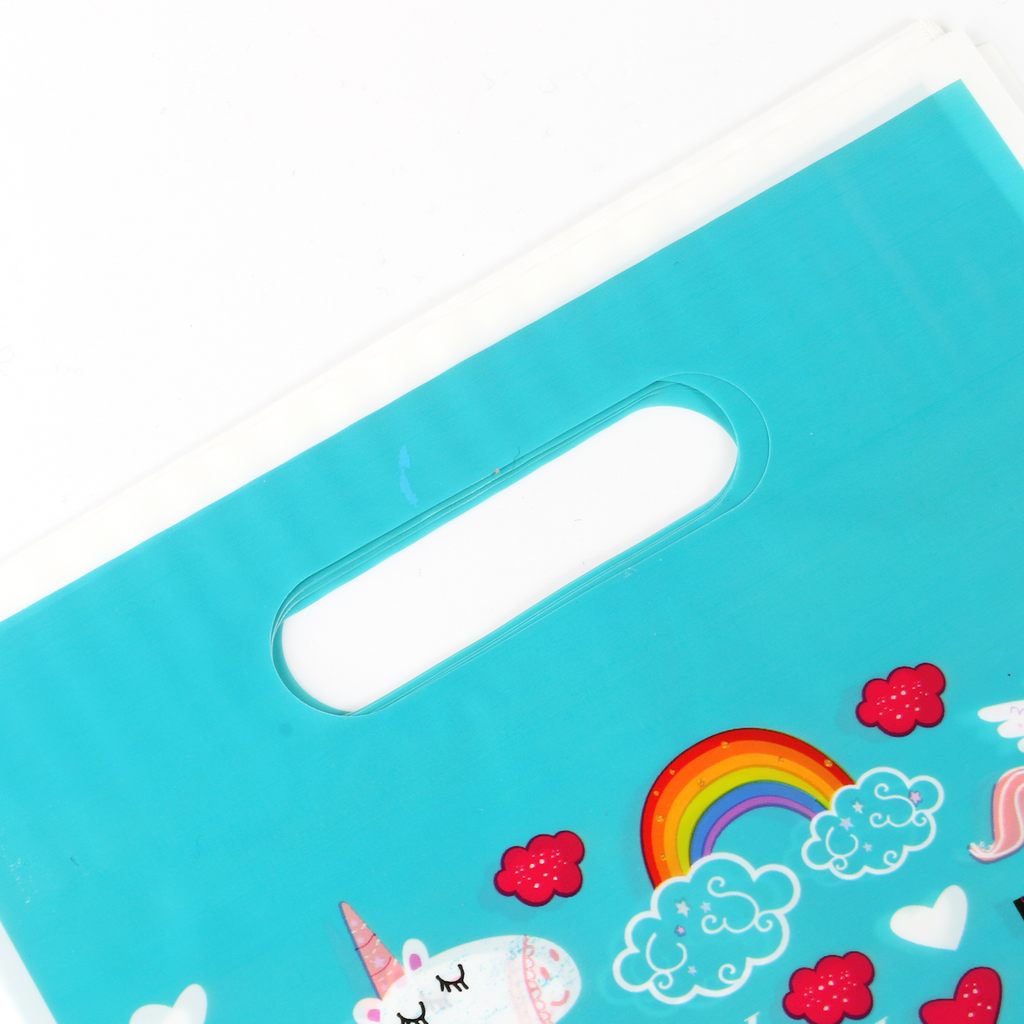 16 Unicorn Plastic Party Bags