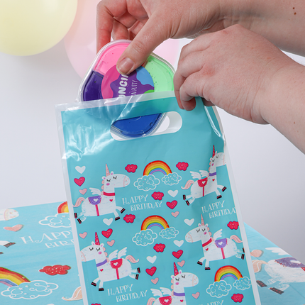 16 Unicorn Plastic Party Bags